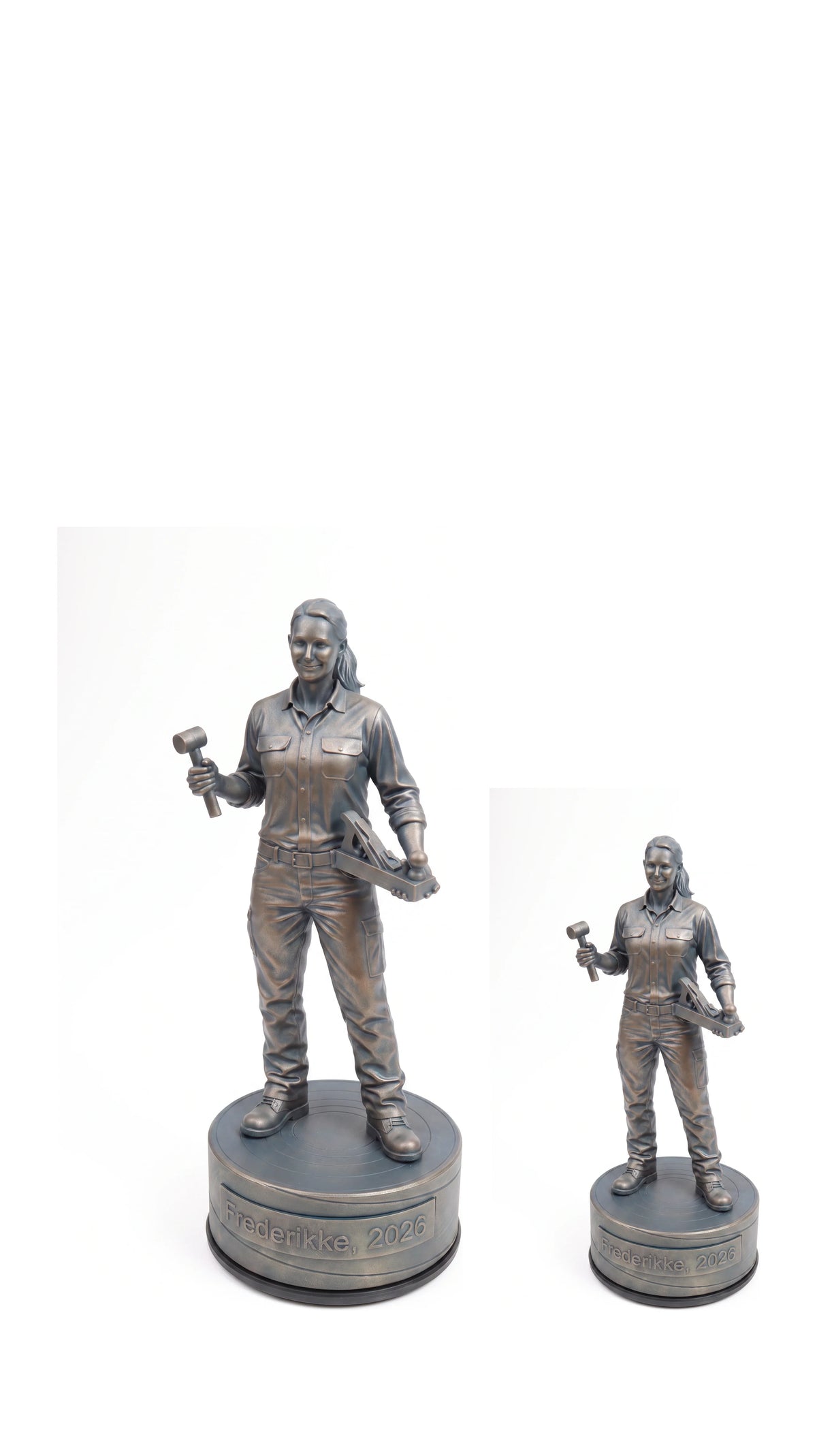 Møbelsnedkerfigur hun – duo, hvid baggrund